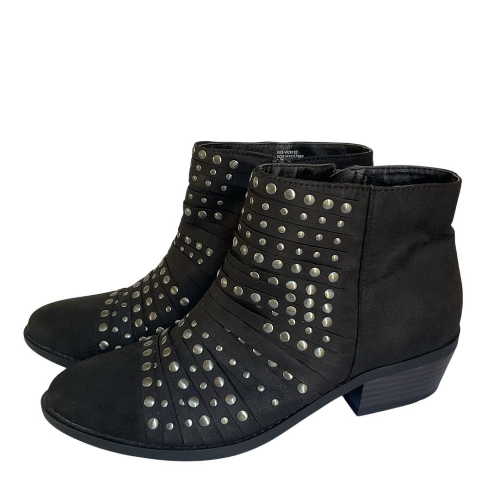 White Mountain Black Studded Ankle Boots Size 8.5